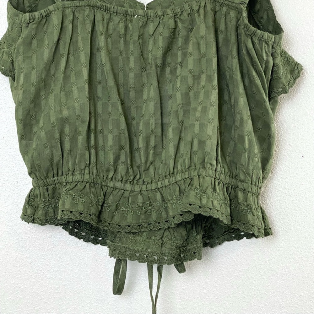 American Eagle Button Front Eyelet Lace Detail Crop Top - XS - Picture 11 of 15